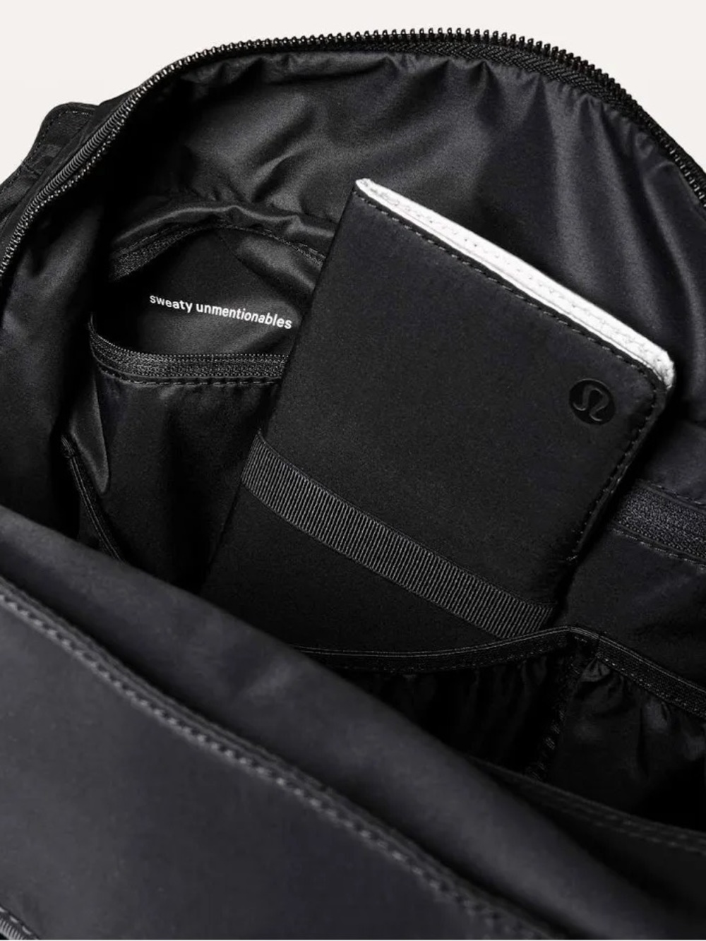 lululemon Go Getter Gym Bag in Black - Picture 5 of 8